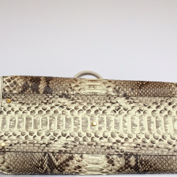 Gucci Running Tote - Picture 5 of 8